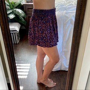 ⭐️ 3 for $10 Floral skirt